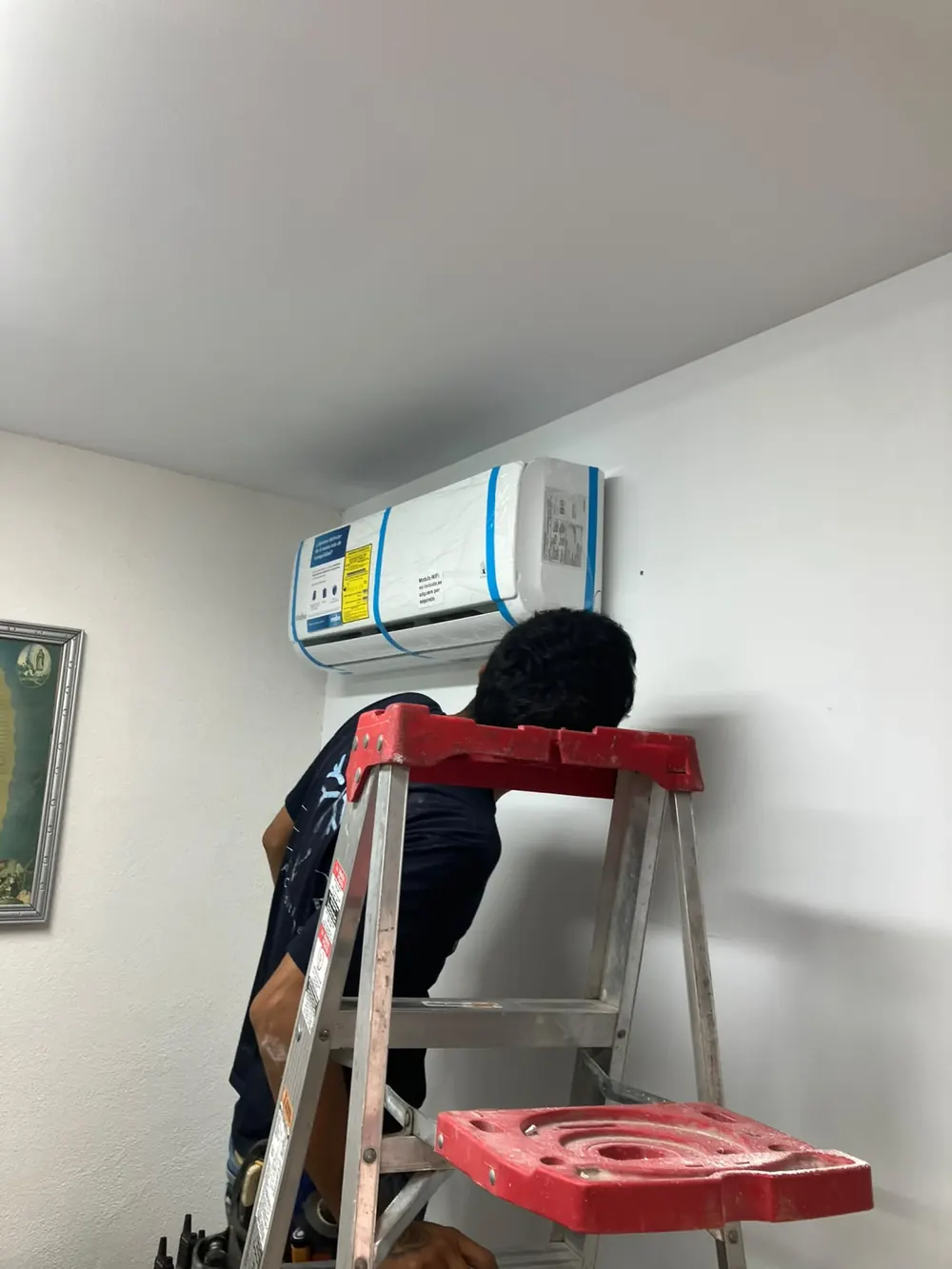 Equipo de aire acondicionado nuevo listo para instalación, venta EVR Air Conditioner